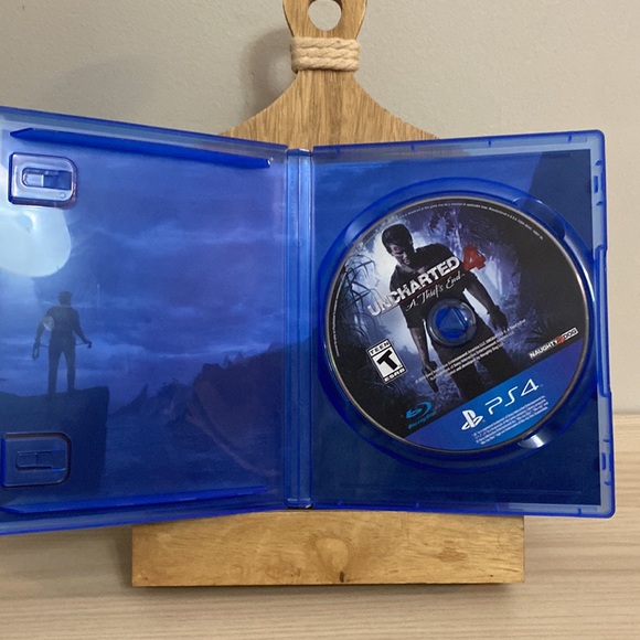 PS4 Uncharted 4 A Thief’s End 2016 Sony PlayStation 4 video game - Picture 2 of 5